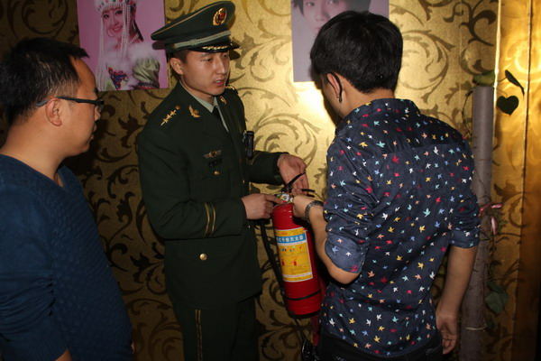 xiaof.jpg